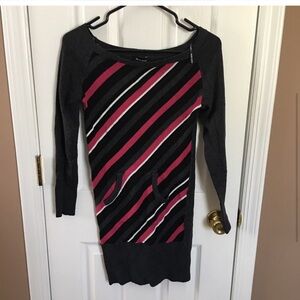 Bebe sport stretchy sweater top